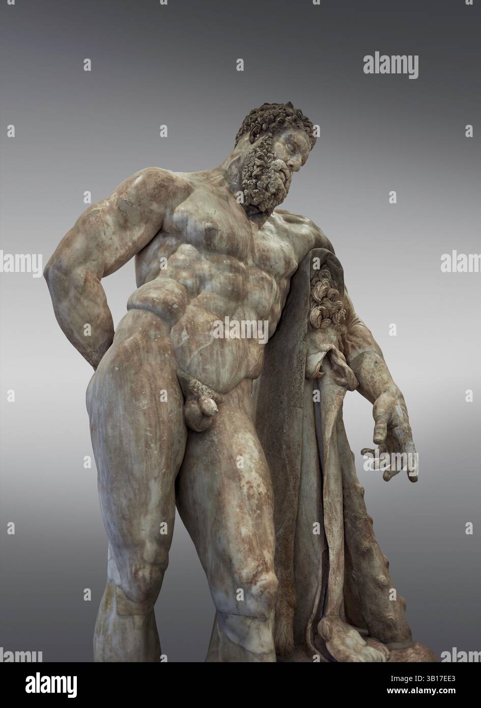 Statua romana di Ercole in piedi dalle Terme di Caracalla, Roma. Copia romana della fine del II secolo d.C. copiata da un tratto del IV secolo a.C. bronzo stat Foto Stock