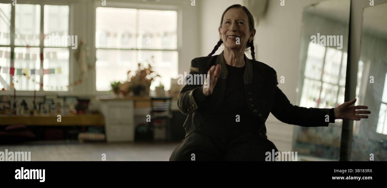 MEREDITH MONK in MONK IN PIECES (2025), diretto da BILLY SHEBAR e DAVID C. ROBERTS. Crediti: 110th Street Films / album Foto Stock