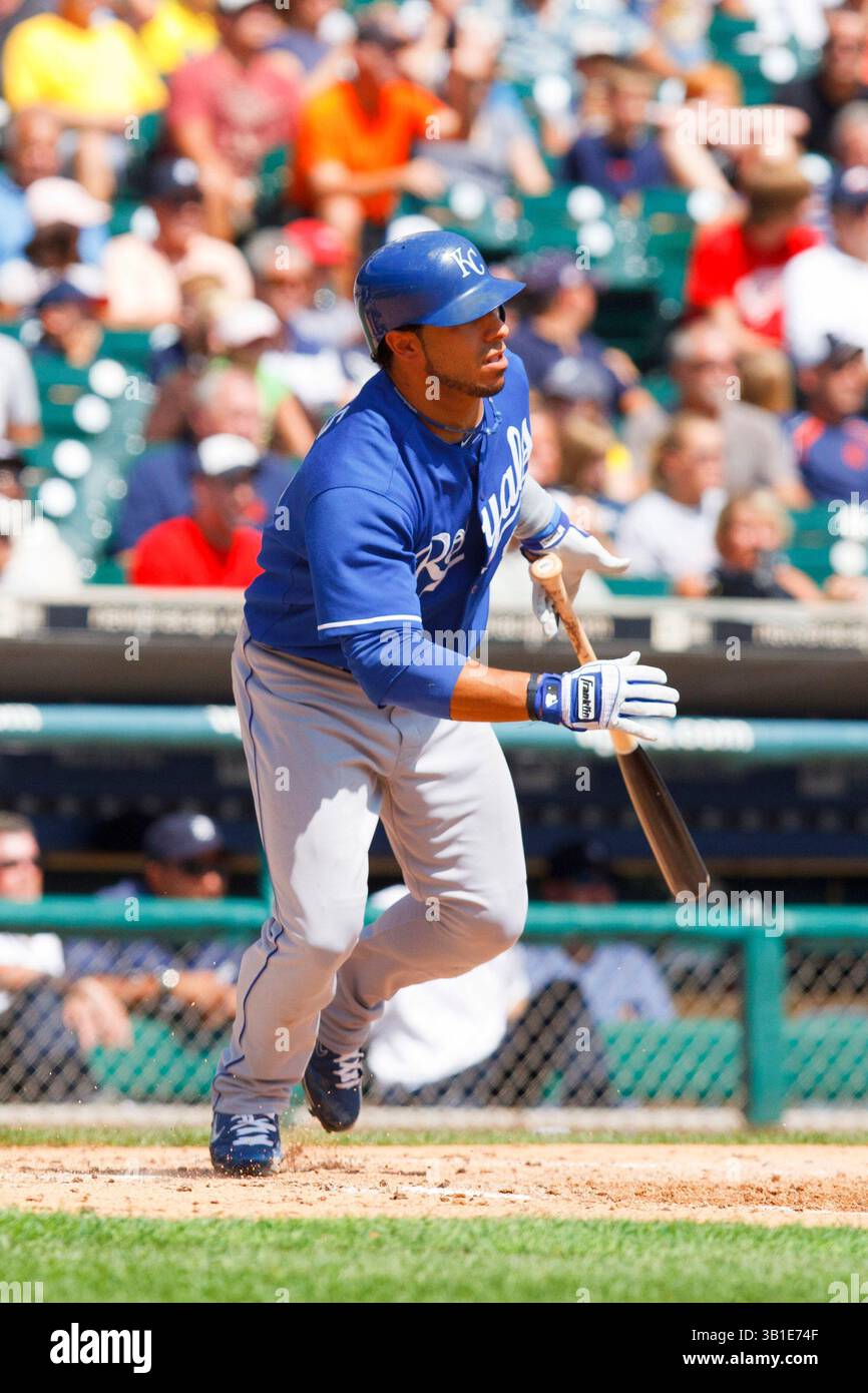 25 agosto 2010: Seconda base dei Kansas City Royals Mike Aviles (30) durante la partita di baseball della MLB tra Kansas City Royals e Detroit Tigers al Comerica Park di Detroit, Michigan. (Immagine di credito: © Rick Osentoski/Cal Sport Media/ZUMApress.com) Foto Stock