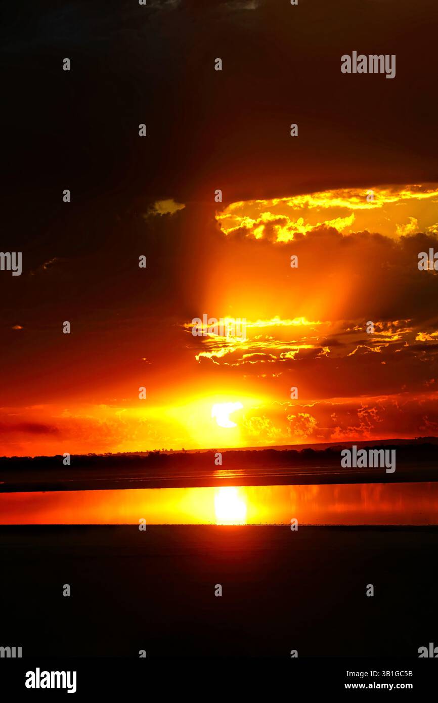 Tramonto sul lago Ninan, Australia Occidentale Foto Stock