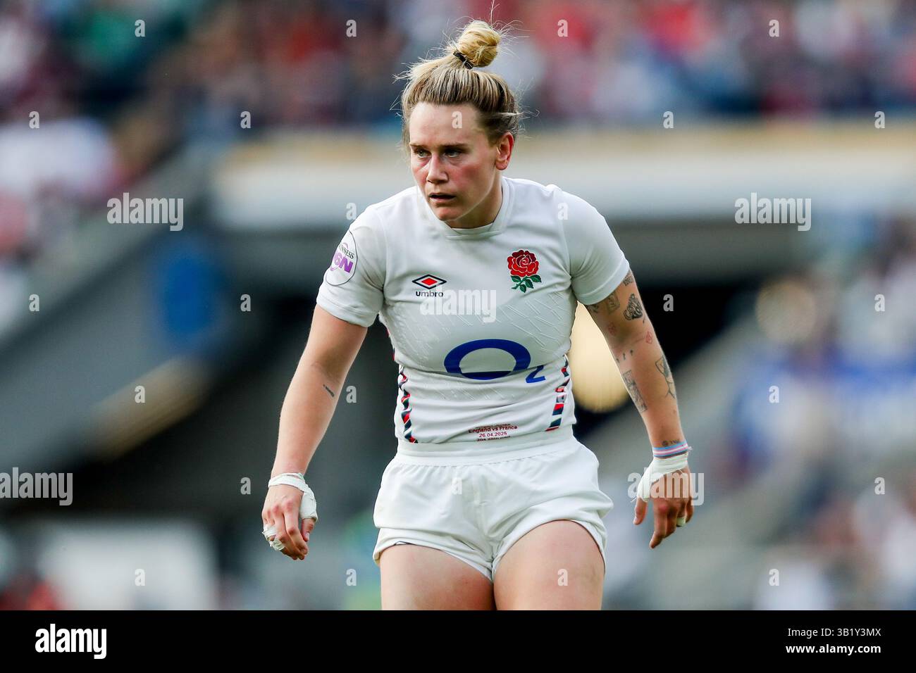 Rosie Galligan of England Women Looks On durante la Guinness Women's Six Nations Match 2025 Inghilterra vs Francia all'Allianz Stadium, Twickenham, Regno Unito, 26 aprile 2025 (foto di Izzy Poles/News Images) Foto Stock
