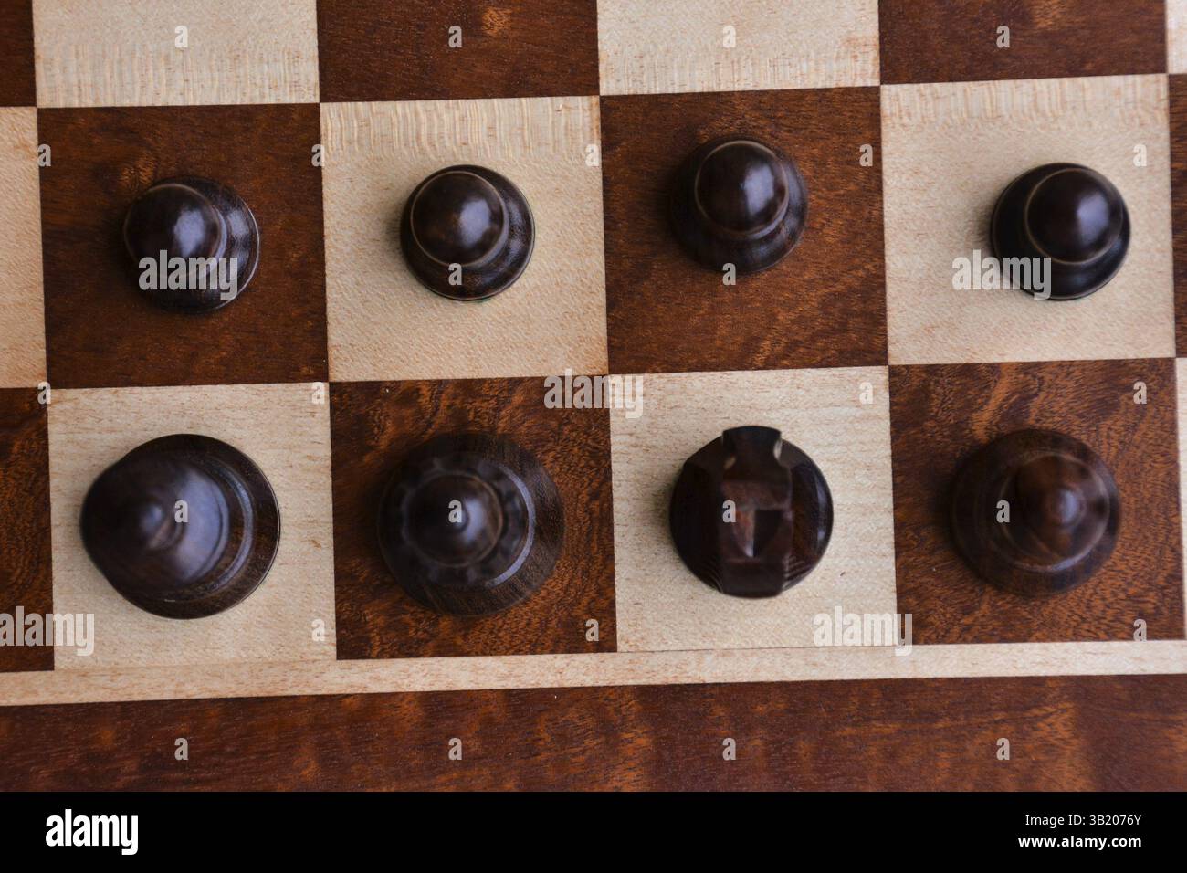 Il classico pezzo da scacchi in legno Foto Stock