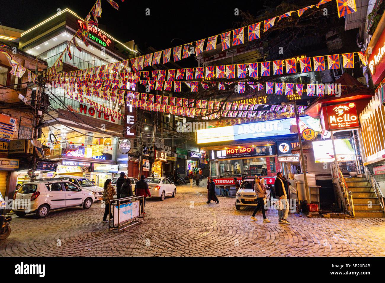 McLeod Ganj o McLeodganj è un sobborgo di Dharamshala Foto Stock