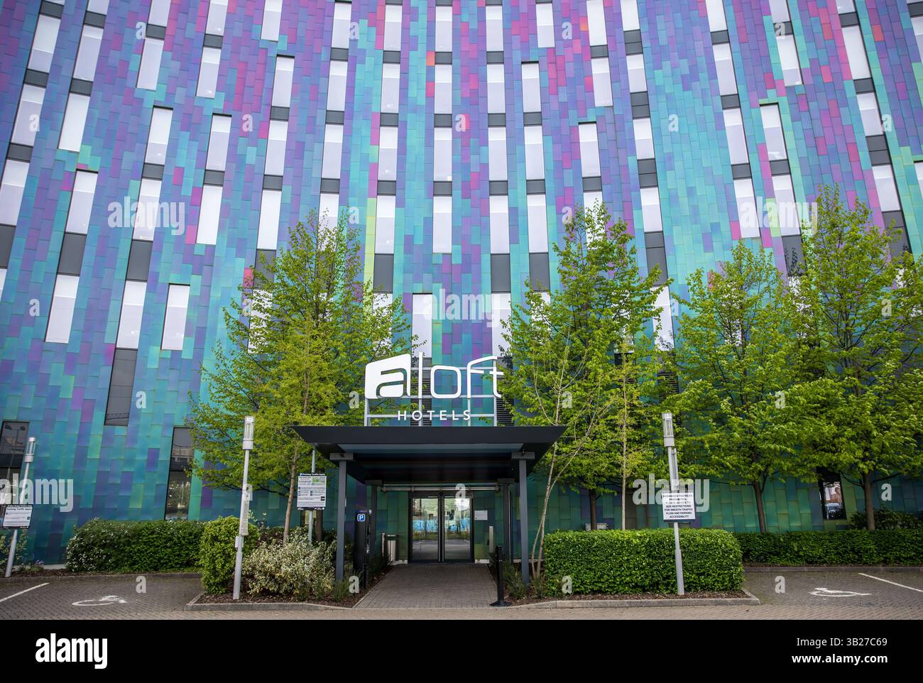 Vista frontale dell'Aloft Hotel Excel London Foto Stock