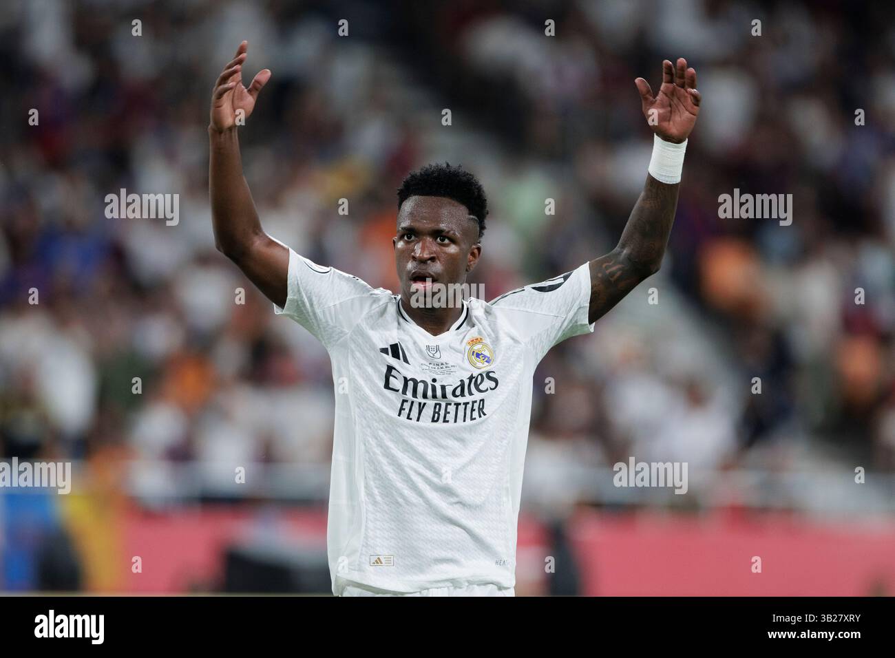 SIVIGLIA, SPAGNA - 26 aprile 2025: Vinicius jr del Real Madrid durante la finale di Copa del Rey 2024/25 tra Real Madrid e Barcellona allo Stadio Cartuja. Il 26 aprile 2025. (Foto di Guillermo Martinez/Sipa USA) Foto Stock