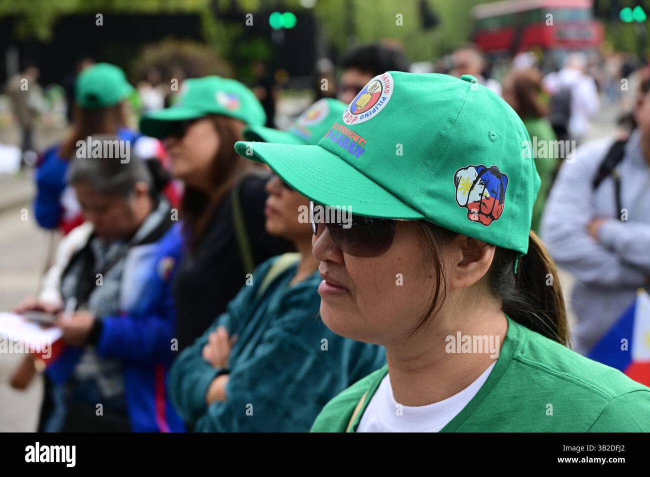LONDRA, INGHILTERRA - APRILE 27 2025: Bong Go è stato supportato dal PDP Laban UK, e i filippini d'oltremare sono stati invitati a registrarsi online per il rally elettorale delle Filippine del 2025 a Marble Arch, Londra, Inghilterra. (Foto di 李世惠/SEE li/Picture Capital) credito: Vedi li/Picture Capital/Alamy Live News Foto Stock