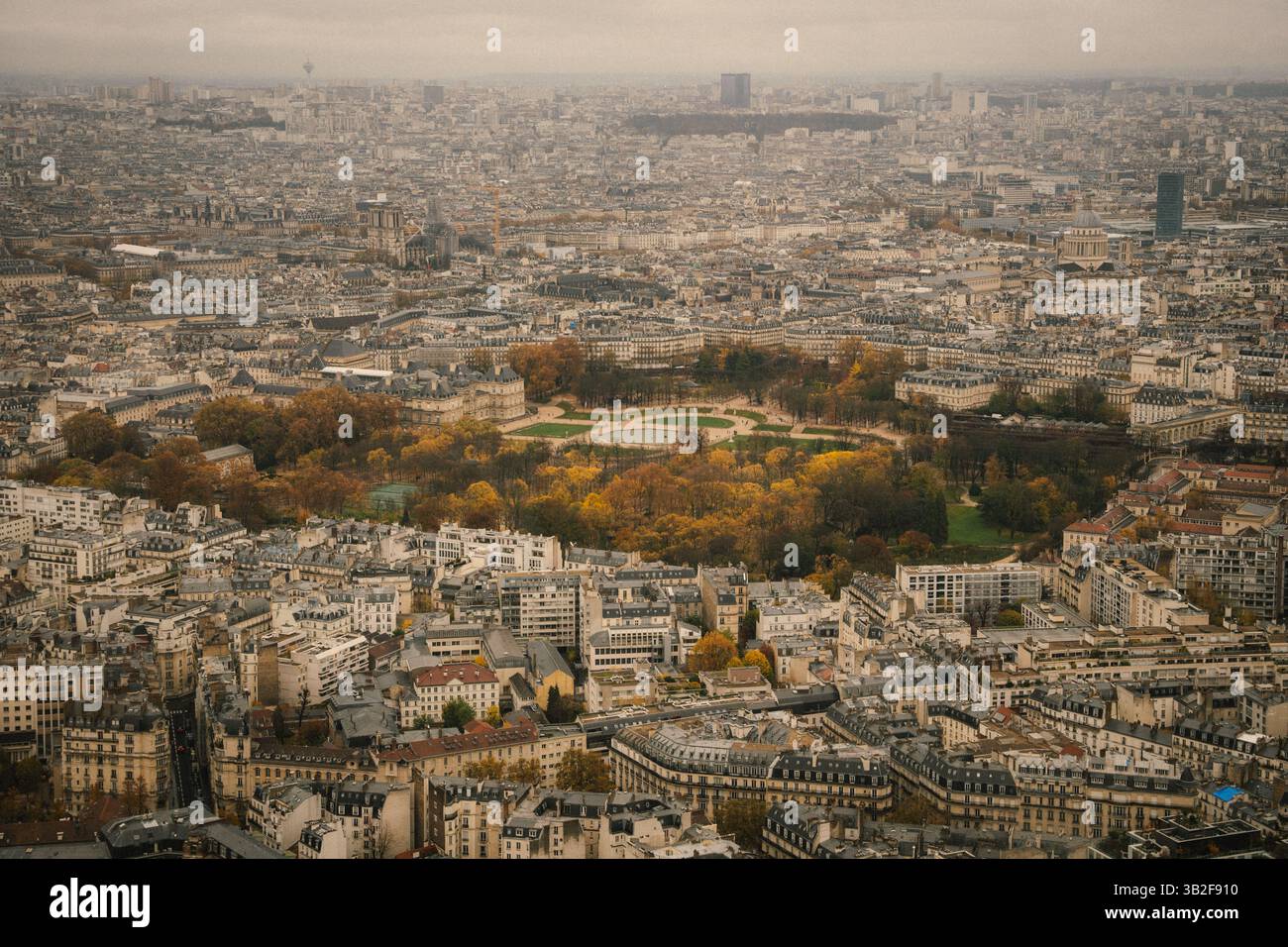 Vista panoramica della città - Vista alta di un paesaggio dinamico della città Foto Stock