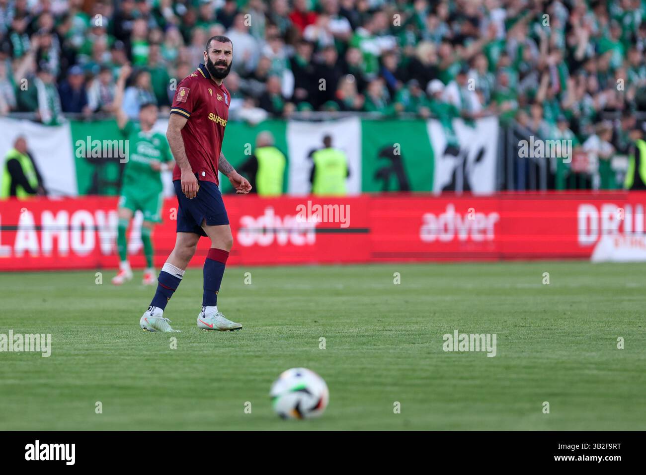 Radom, Polonia. 27 aprile 2025 Mikael Ishak durante Radomiak Radom vs Lech Poznan PKO Ekstraklasa match al Radomiak Stadium. Crediti: Igor Jakubowski/Alamy Live News Foto Stock