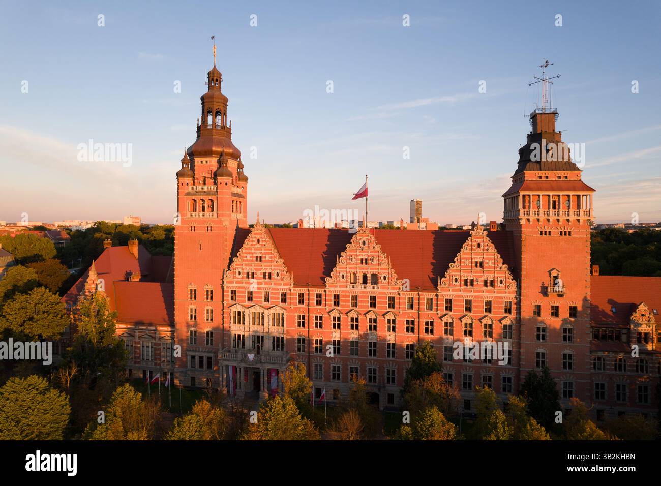 Ufficio del voivodato di Szczecin: Veduta aerea dell'architettura storica. Szczecin Polonia. Foto Stock