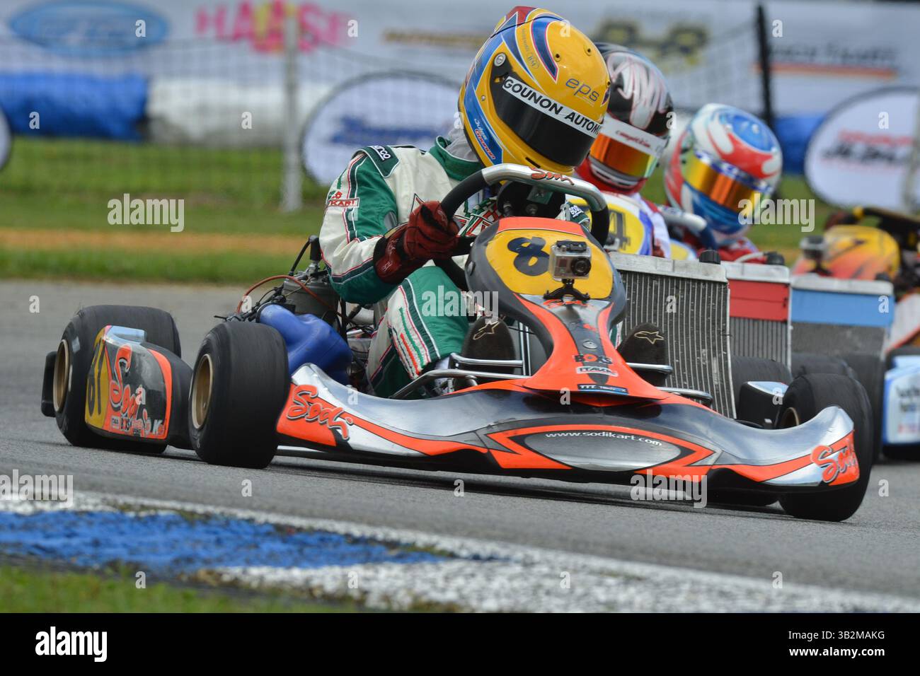 Jules Gounon è un pilota francese professionista, la sua carriera si concentra sulle corse automobilistiche sportive, suo padre Jean-Marc Gounon ha gareggiato in 9 Gran premi tra il 1993 e il 1994. Foto Stock