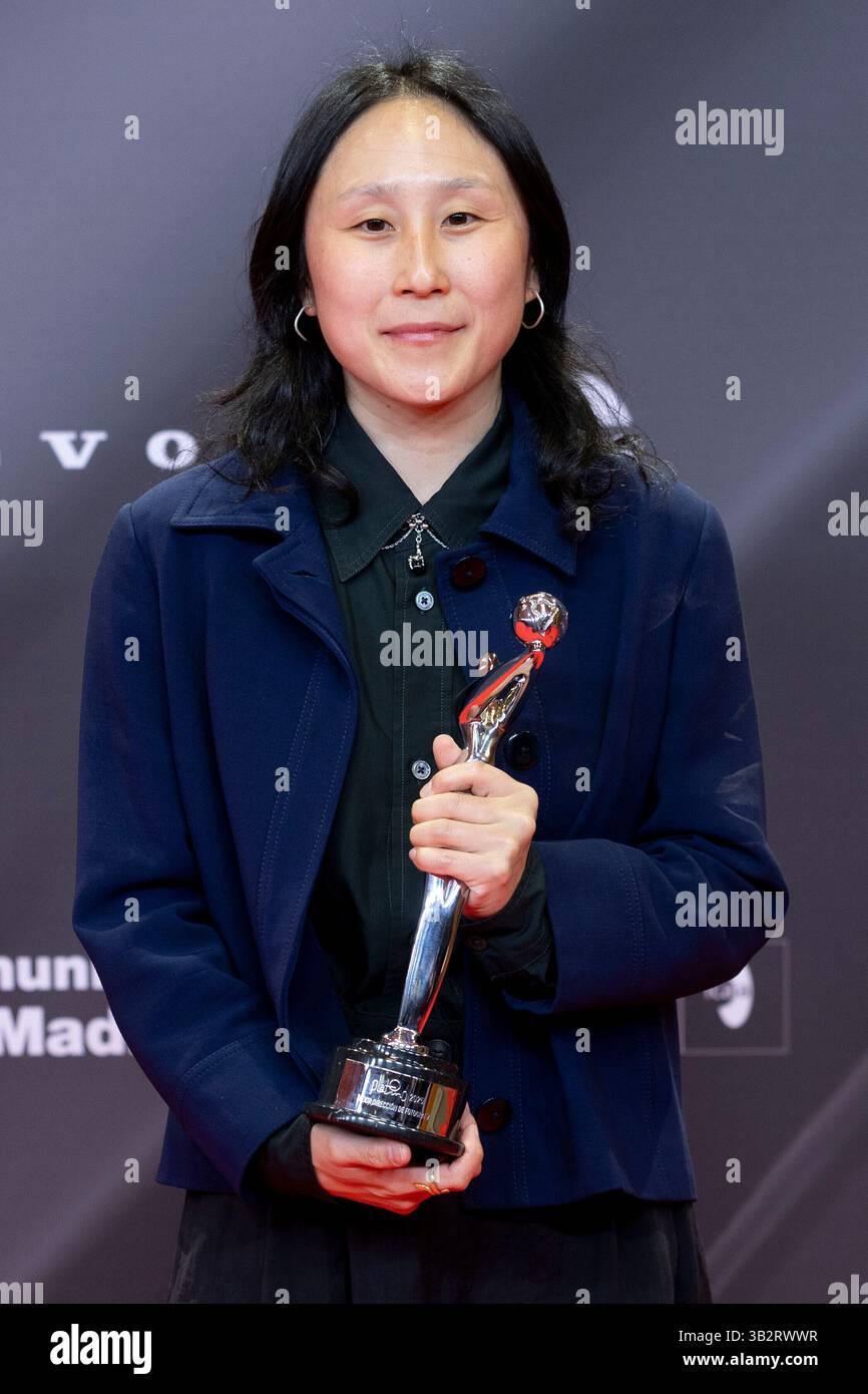 Chije Kang ha vinto il premio per la migliore fotografia per il film "la Habitacion de al Lado" durante i Platino Awards 2025 al Palacio Municipal IFEMA Madrid il 27 aprile 2025 a Madrid, Spagna. Foto Stock