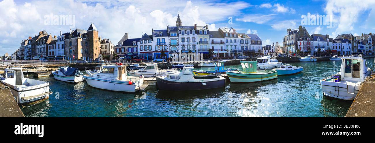Viaggi in Francia. Affascinante villaggio di pescatori tradizionale (città portuale) - le Croisic, dipartimento della Loira-Atlantica, Francia occidentale, regione dei Pays de la Loire Foto Stock