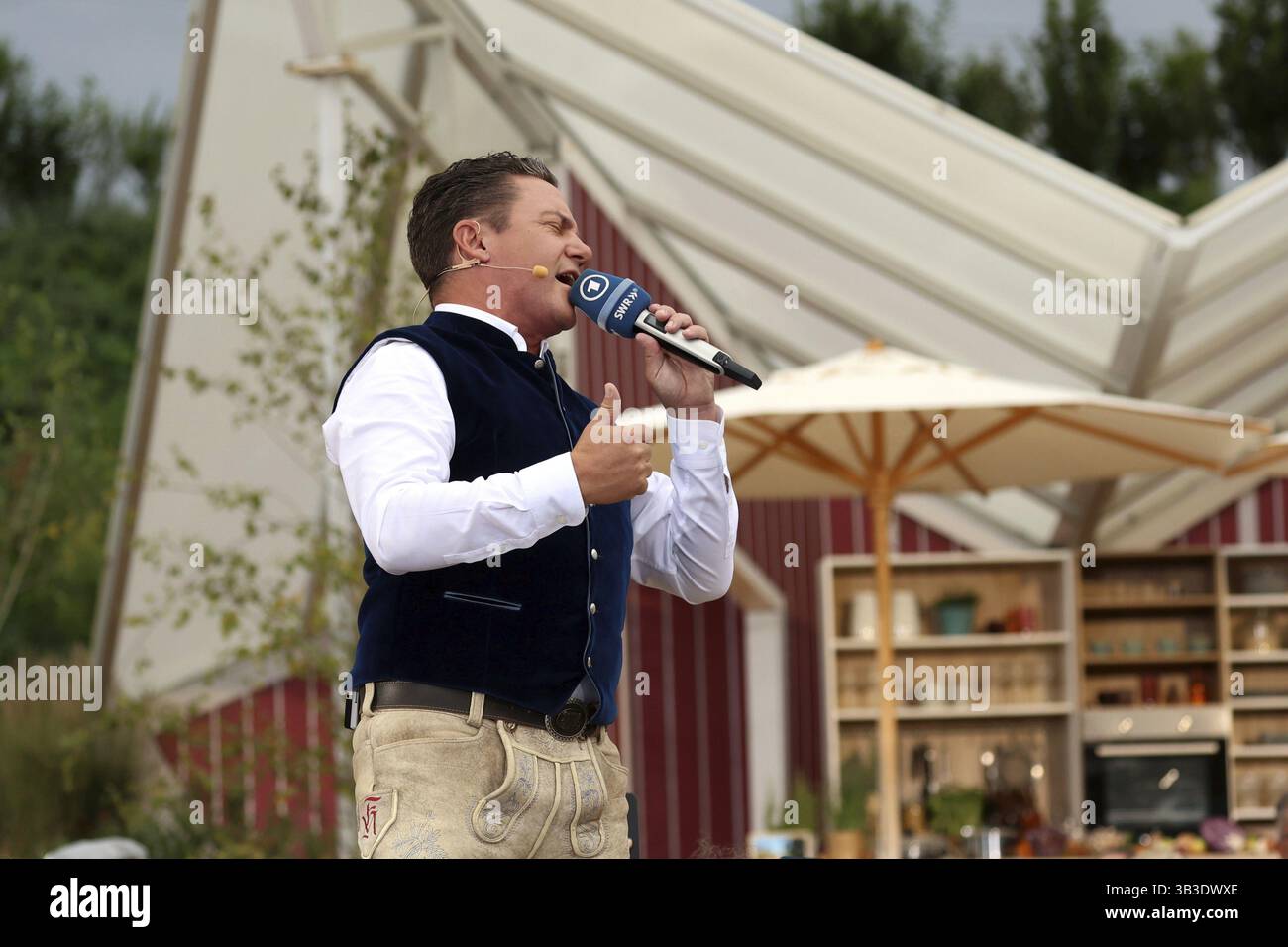 Stefan Mross (cantante / presentatore / intrattenitore) nel programma TV ARD Immer wieder sonntags, Rust, Germania / Germania Foto Stock
