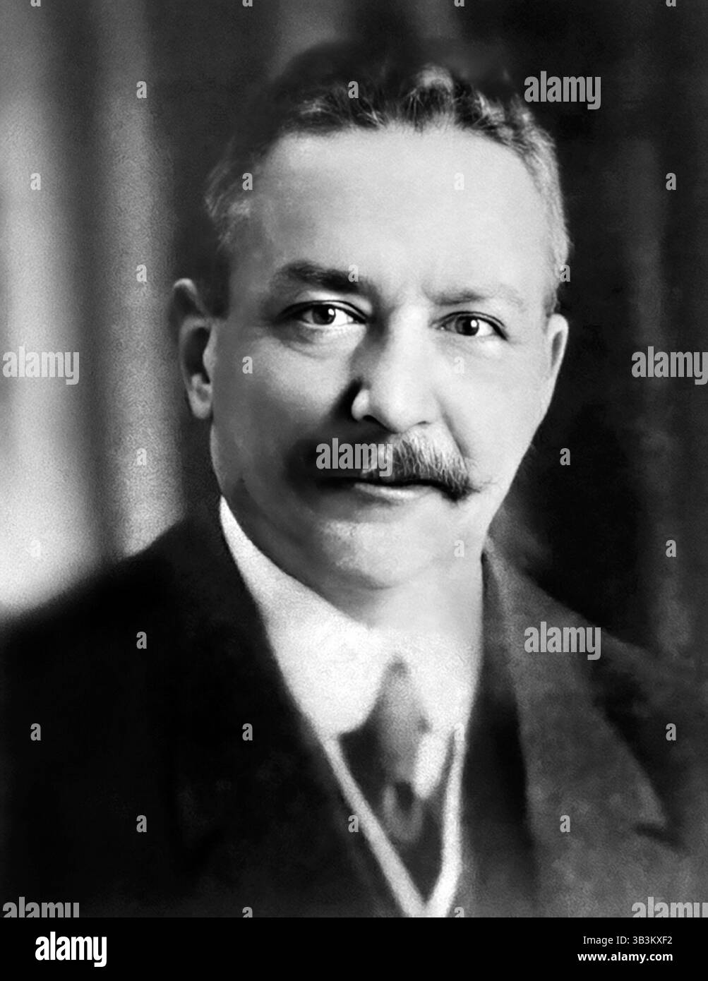 J Bruce Ismay. Ritratto dell'ex presidente e amministratore delegato della White Star Line e del sopravvissuto RMS Titanic, Joseph Bruce Ismay (1862-1937) nel 1912 Foto Stock