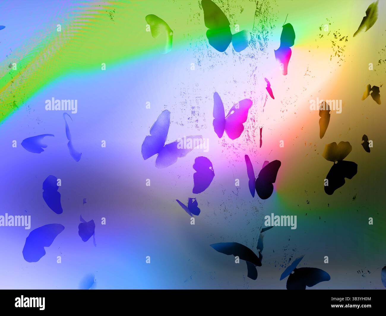 Un'immagine vibrante con numerose silhouette a farfalla su uno sfondo colorato e astratto con effetto arcobaleno ed elementi testurizzati. Foto Stock