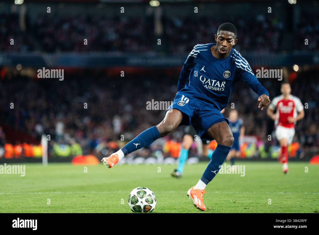 LONDRA, INGHILTERRA - APRILE 29: Ousmane Dembele durante la semifinale di UEFA Champions League 2024/25, partita di prima gamba tra Arsenal e Paris Saint-Germain all'Arsenal Emirate Stadium il 29 aprile 2025 a Londra, Inghilterra. (Foto di Lounis Tiar credito: Lounisphotography/Alamy Live News Foto Stock