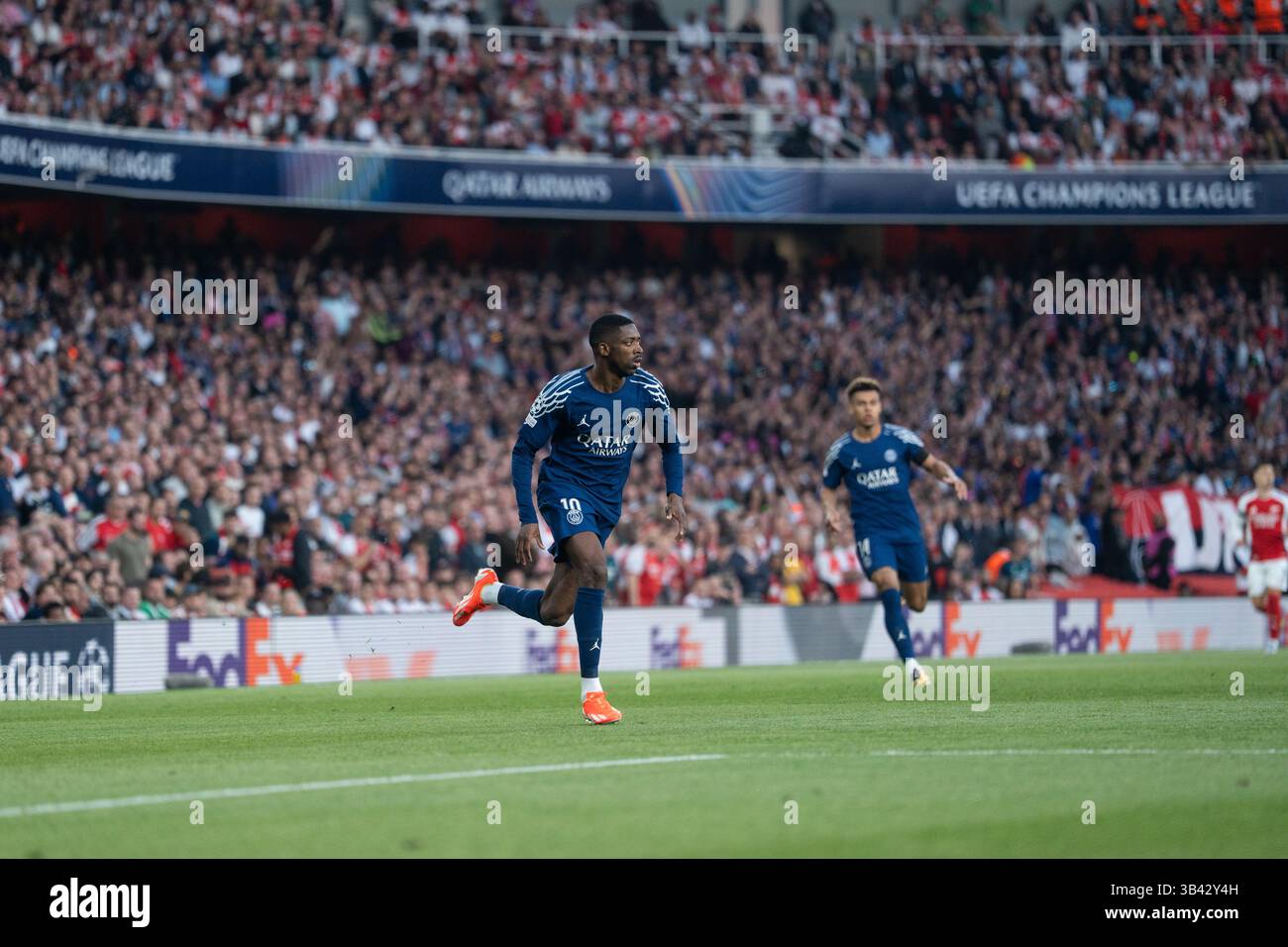 LONDRA, INGHILTERRA - APRILE 29: Ousmane Dembele durante la semifinale di UEFA Champions League 2024/25, partita di prima gamba tra Arsenal e Paris Saint-Germain all'Arsenal Emirate Stadium il 29 aprile 2025 a Londra, Inghilterra. (Foto di Lounis Tiar credito: Lounisphotography/Alamy Live News Foto Stock