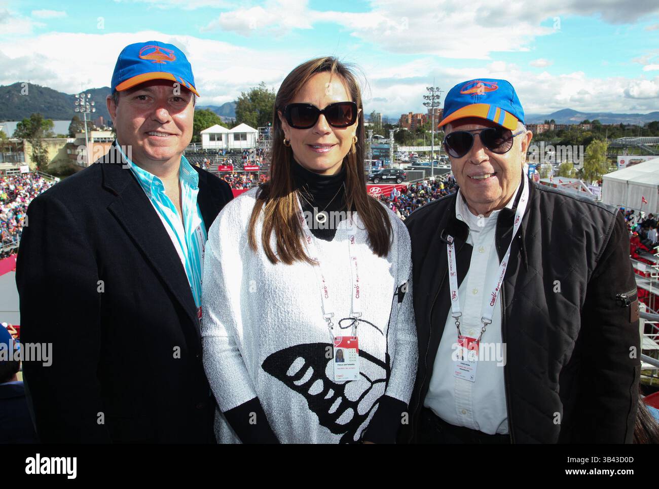 26 luglio 2015 - Colombia - Bogotà Julio 25 de 2015. EN el Centro de alto Rendimiento se realizo la Final Copa Open Claro Colombia 2015. Nella foto Humberto mora, Paula Santamaria y Jorge Mora de Seguros del Estado. . Foto Nestor Gomez - El Tiempo . DescripciÃÆ'Ã‚Â³n: Final Copa Open Claro Colombia 2015 CrÃÆ'Ã‚Â©dito: CEET FotÃÆ'Ã‚Â³grafo: NESTOR GÃÆ Ã‚â€œMEZ (immagine di credito: © El Tiempo/GDA via ZUMA Wire) Foto Stock
