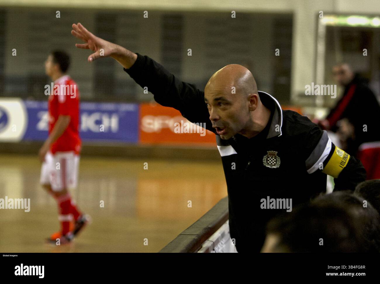 10 ottobre 2015 - Na - Porto, 10/10/2015 - il Boavista Futebol Clube ha ricevuto questo pomeriggio lo Sport Lisboa e Benfica nel Padiglione Infante de Sagres di Porto in partita contando per la 9a prova del Campionato Nazionale - Futsal 1° Divisione 2015/2016. Rui Pereira, allenatore Boavista. (Immagine di credito: © Global Imagens/Global Imagens via ZUMA Press/ZUMAPRESS.com) Foto Stock