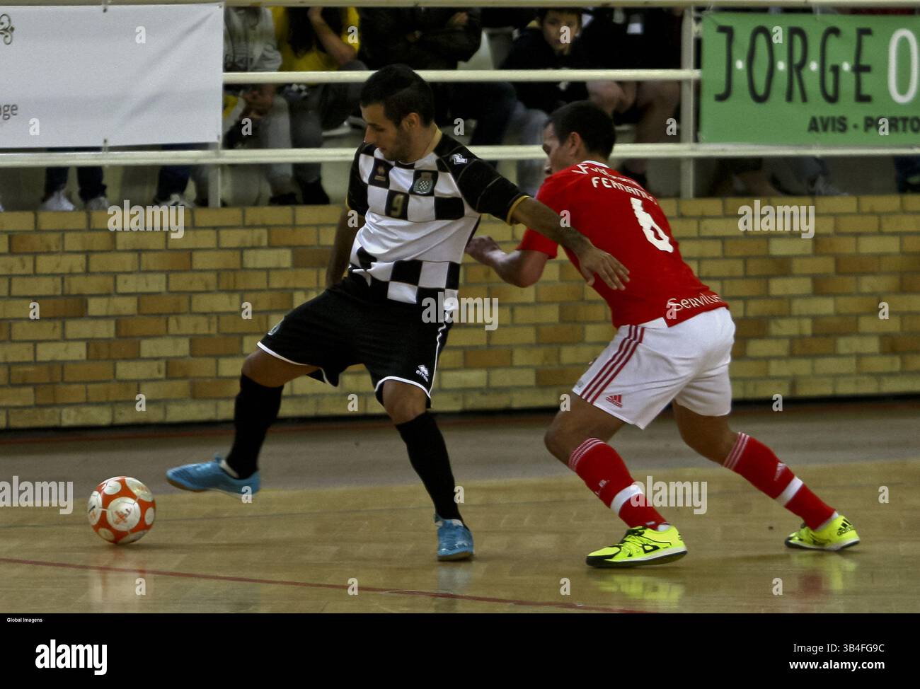10 ottobre 2015 - Na - Porto, 10/10/2015 - il Boavista Futebol Clube ha ricevuto questo pomeriggio lo Sport Lisboa e Benfica nel Padiglione Infante de Sagres di Porto in partita contando per la 9a prova del Campionato Nazionale - Futsal 1° Divisione 2015/2016. Jorginho; Fernando Wilhelm. (Immagine di credito: © Global Imagens/Global Imagens via ZUMA Press/ZUMAPRESS.com) Foto Stock