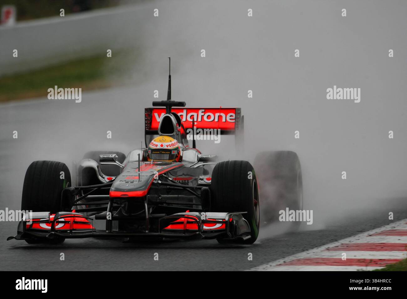 12 marzo 2011 - Montmelo, Spagna - Lewis Hamilton (GBR) McLaren MP4/26...test di Formula 1, giorno 5. (Credito: © Sutton Motorsports/ZUMAPRESS.com) Foto Stock