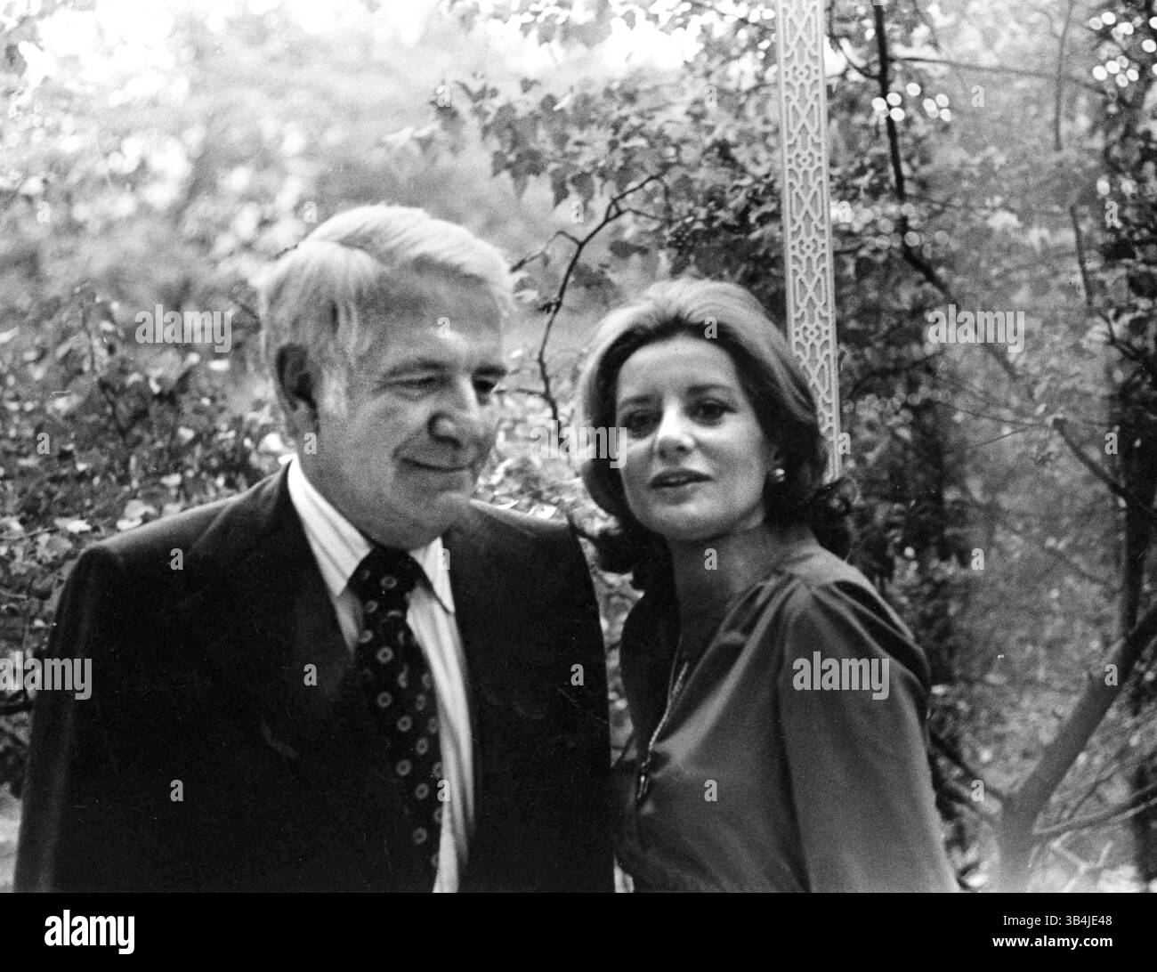 24 MARZO 2008 - BARBARA WALTERS E HARRY REASONER. 09-30-1976. HY SIMON- PHOTOS(immagine di credito: © Globe Photos/ZUMAPRESS.com) Foto Stock