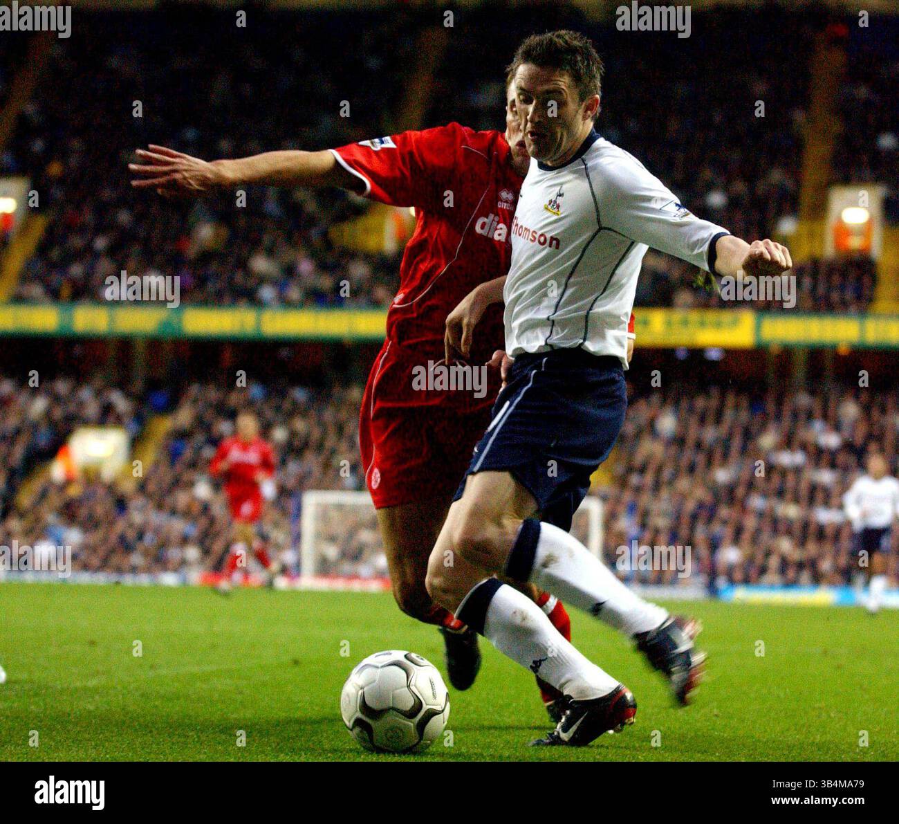 26 ottobre 2003 - Londra, Gran Bretagna - 053067.Gareth Southgate & Robbie Keane.Tottenham Hotspur V Middlesborough (Punteggio 0-0).at Stamford Bridge, Londra....A13819(immagine di credito: © Globe Photos/ZUMAPRESS.com) Foto Stock