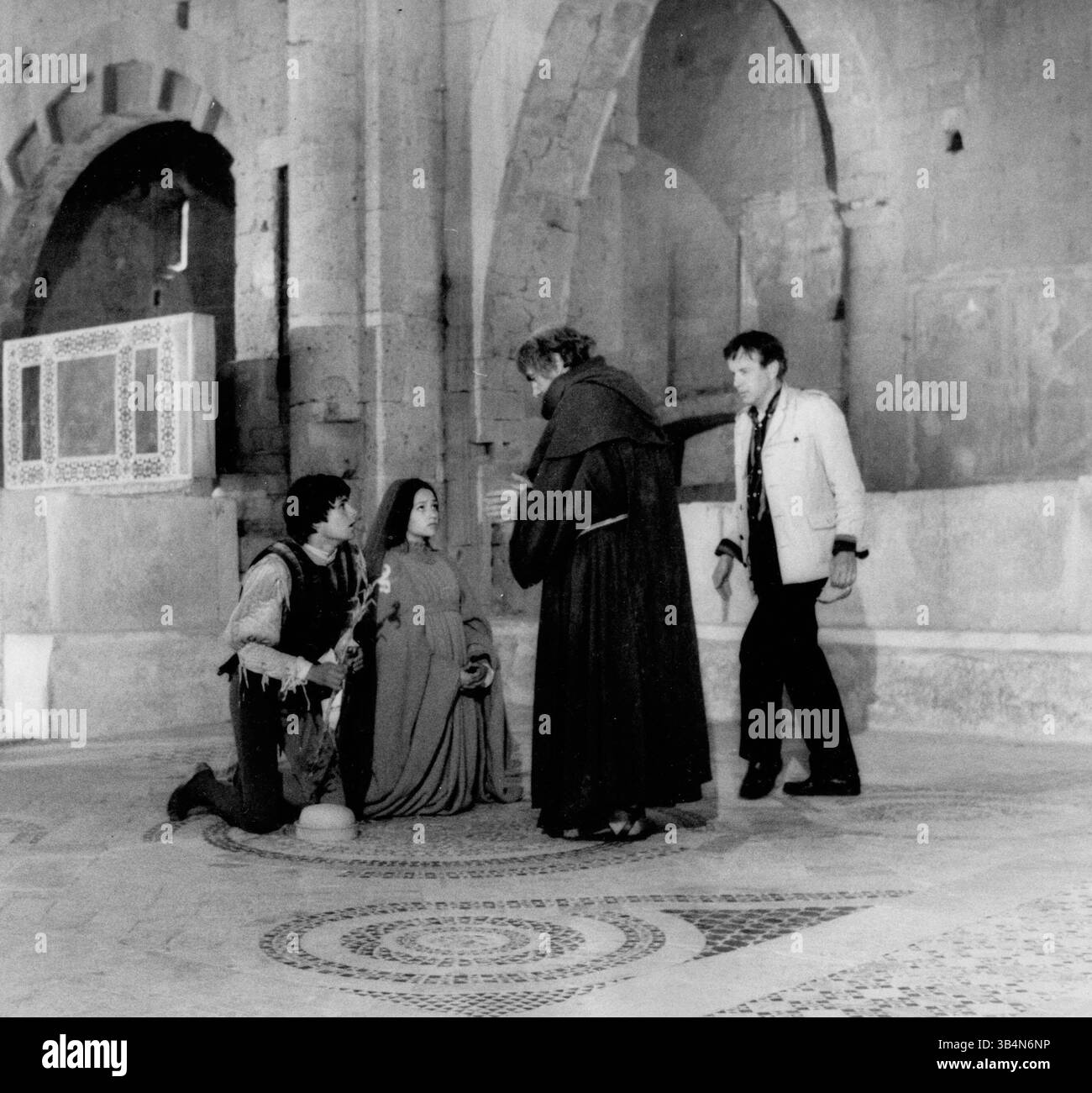 21 marzo 2011 - OLIVIA HUSSEY LEONARD WHITING e Franco Zeffirelli.Romeo e Giulietta 1968.(immagine di credito: © Globe Photos/ZUMAPRESS.com) Foto Stock