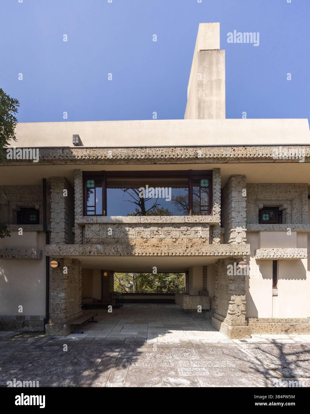 Yodokō Guest House, Ashiya, Kobe, Giappone progettato da Frank Lloyd Wright Foto Stock