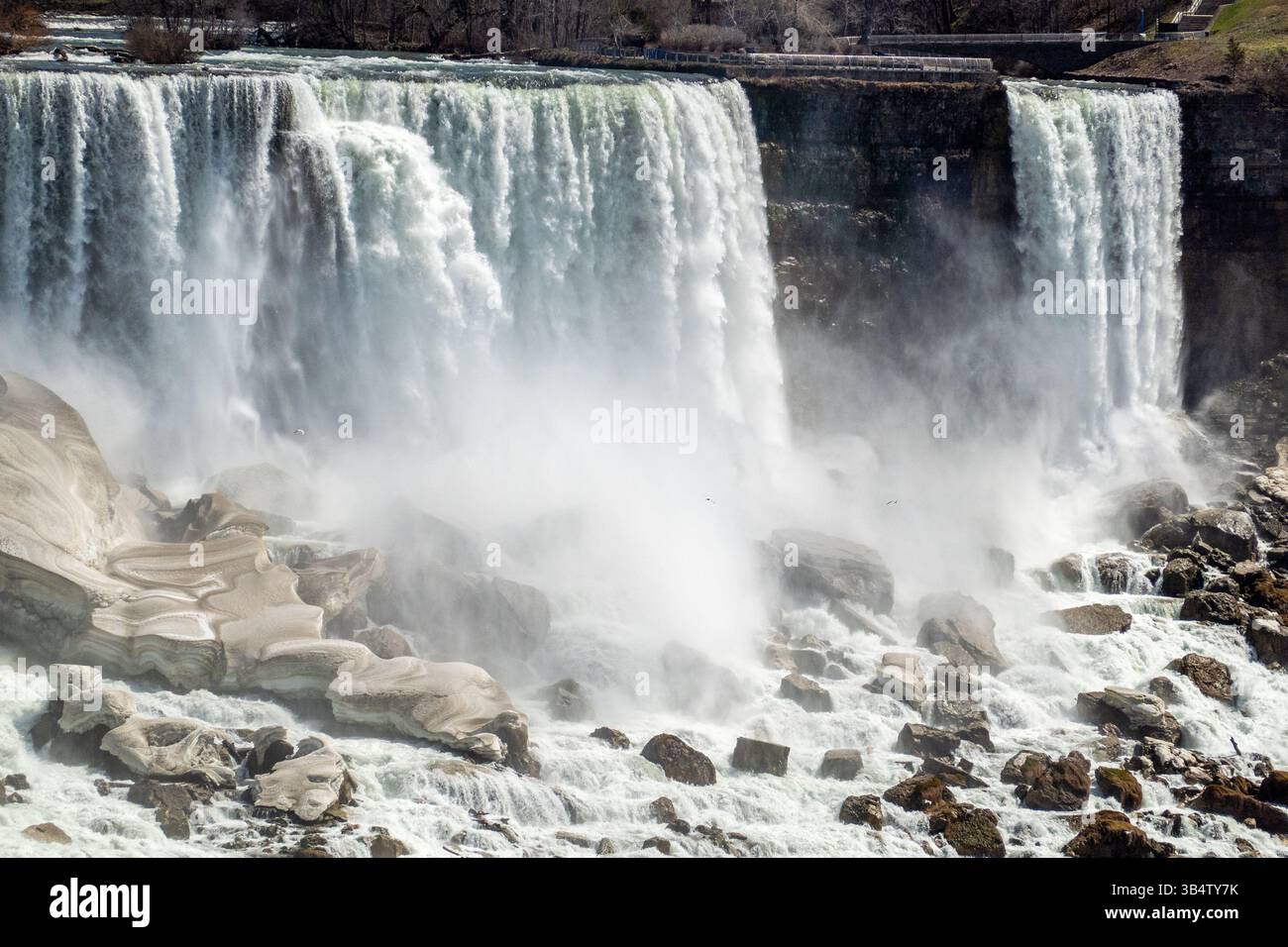 Le cascate americane viste dal lato canadese delle cascate del Niagara, Ontario Canada Foto Stock