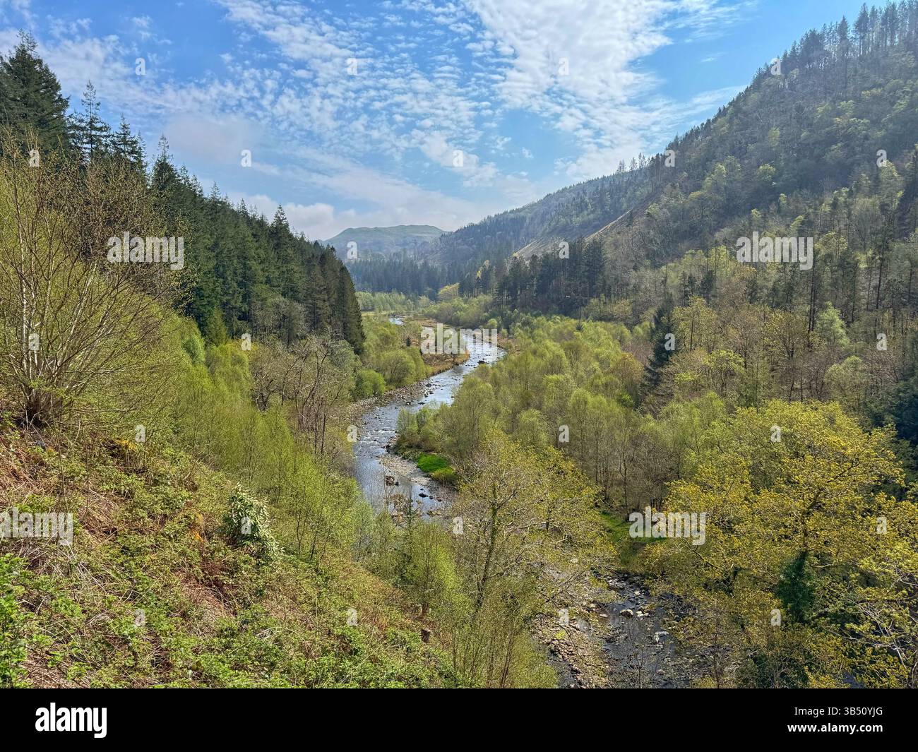 Vista lungo la Ystwyth Valley, Ceredigion, Galles occidentale. Foto Stock