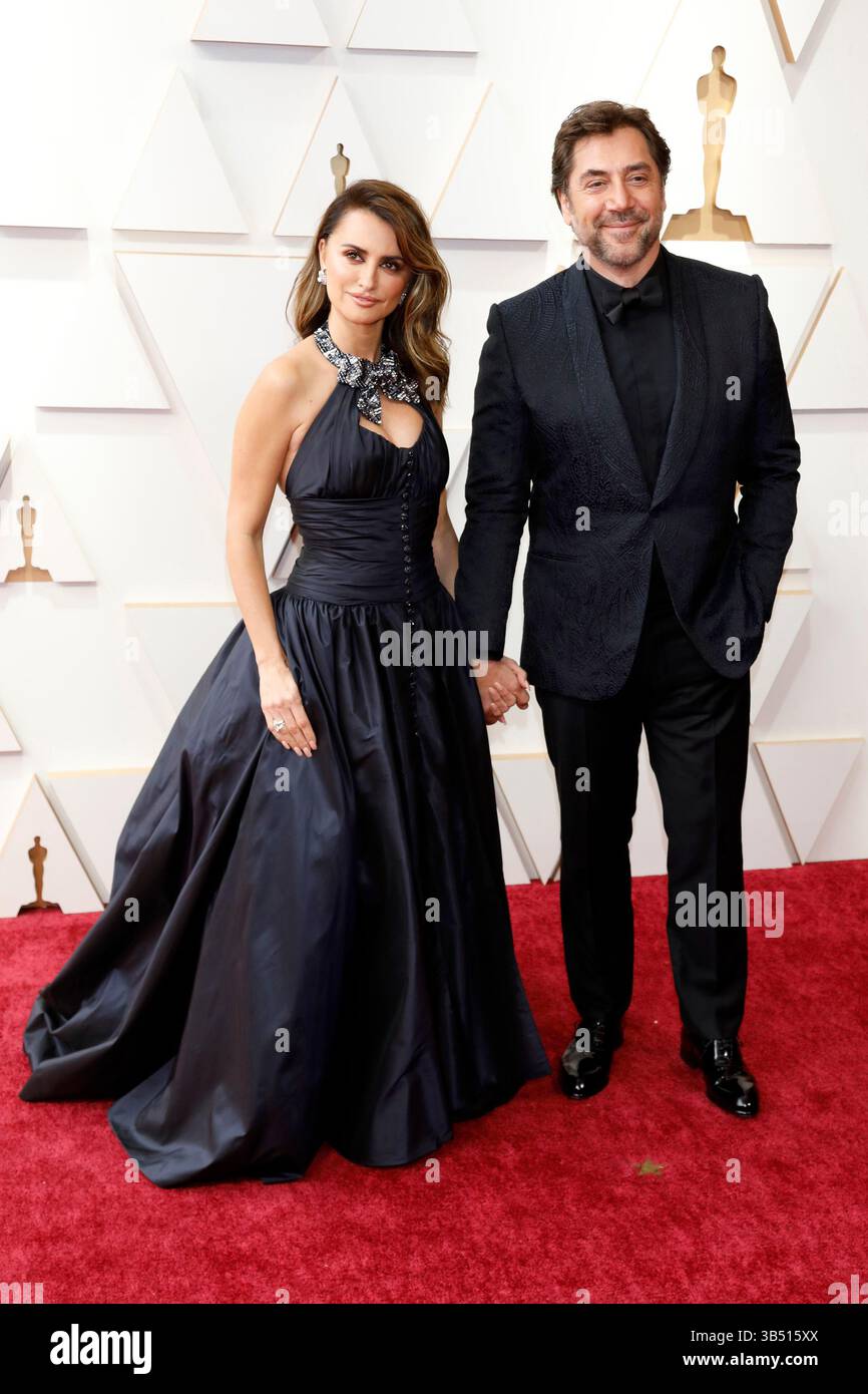 28 marzo 2022, Los Angeles, CA, Stati Uniti: LOS ANGELES - Mar 27: Penelope Cruz, Javier Bardem alla 94° Academy Awards al Dolby Theater il 27 marzo 2022 a Los Angeles, CA (Credit Image: © Kathy Hutchins via ZUMA Press Wire) Foto Stock
