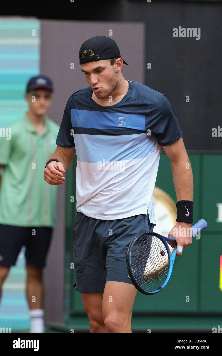 Jack Draper della Gran Bretagna in azione il mutua Madrid Open a la Caja Magica il 30 aprile 2025 a Madrid, Spagna Foto Stock
