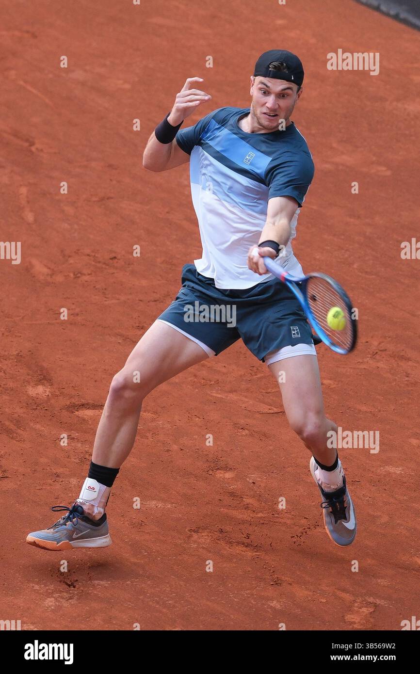 Jack Draper della Gran Bretagna in azione il mutua Madrid Open a la Caja Magica il 30 aprile 2025 a Madrid, Spagna Foto Stock