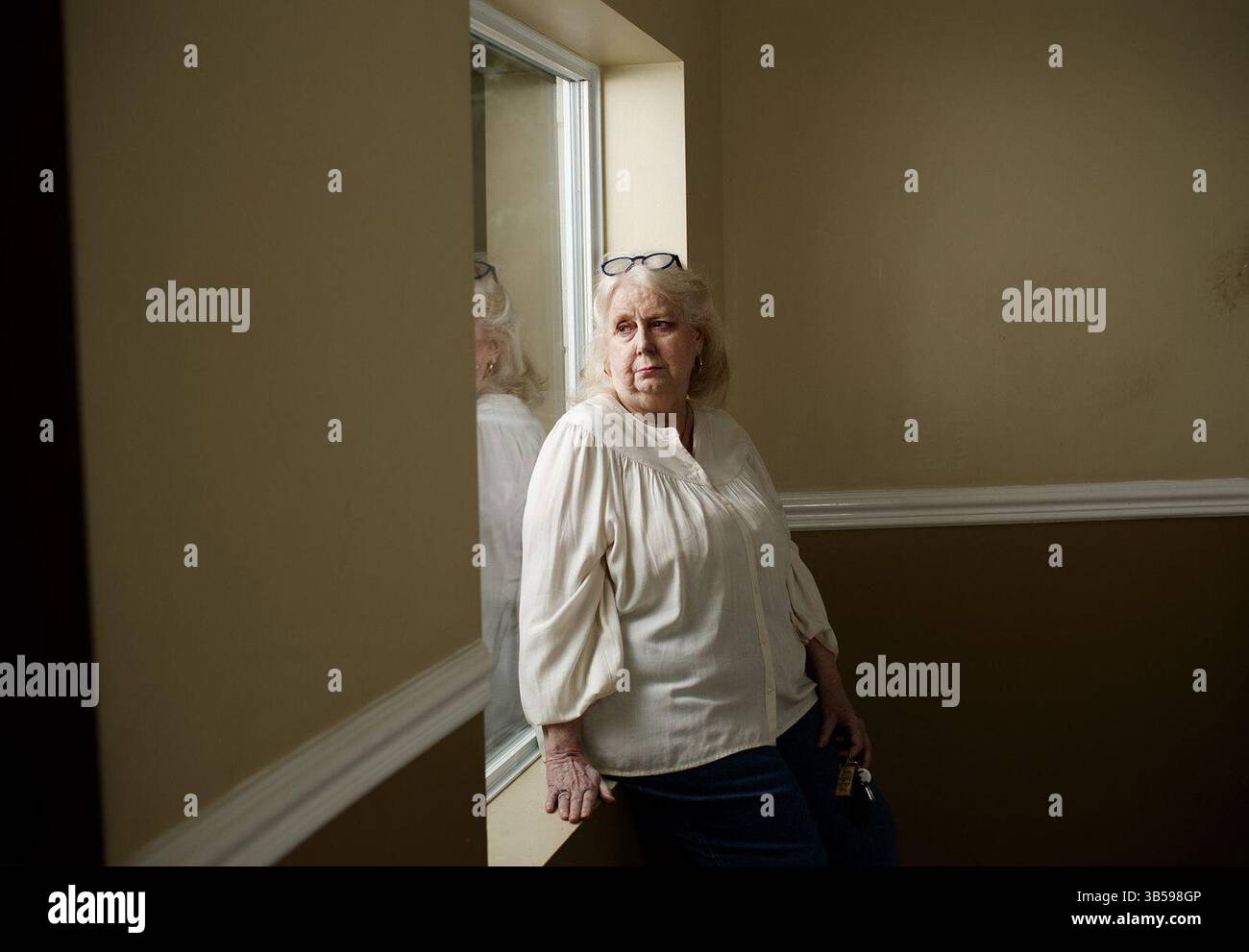 24 giugno 2022: Leta Dally, 73 anni, che all'età di 17 anni nel 1966 ha avuto un aborto illegale in una clinica di aborto sotterranea a Chicago operante negli anni precedenti il caso storico Roe v. Wade ha legalizzato la procedura a livello nazionale. (Immagine di credito: © Armando L. Sanchez/Chicago Tribune/TNS via ZUMA Press Wire) Foto Stock