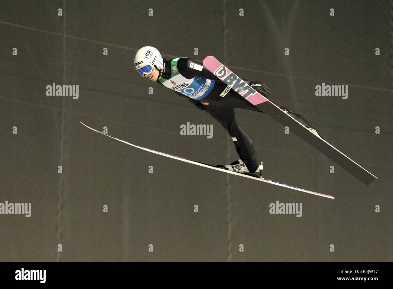 Johann Andre Forfang (Norvegia / NOR) durante le qualificazioni per l'apertura dell'evento di salto con gli sci del 73° Torneo Four Hills a Oberstdorf, Oberst Foto Stock
