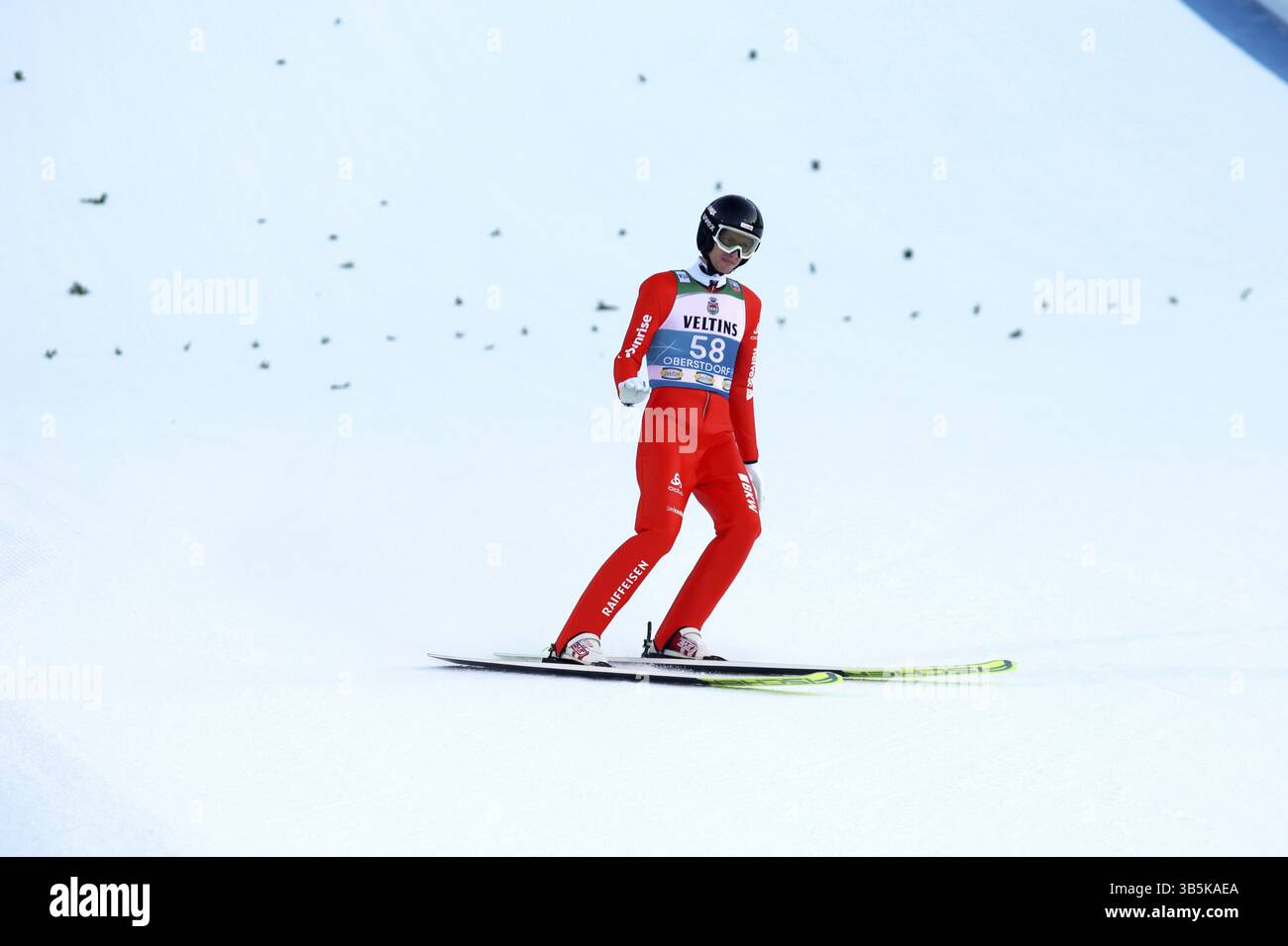 Gregor Deschwanden (Svizzera/sui) alla qualificazione per l'apertura del 73° Torneo Four Hills di Oberstdorf, Oberstdo Foto Stock