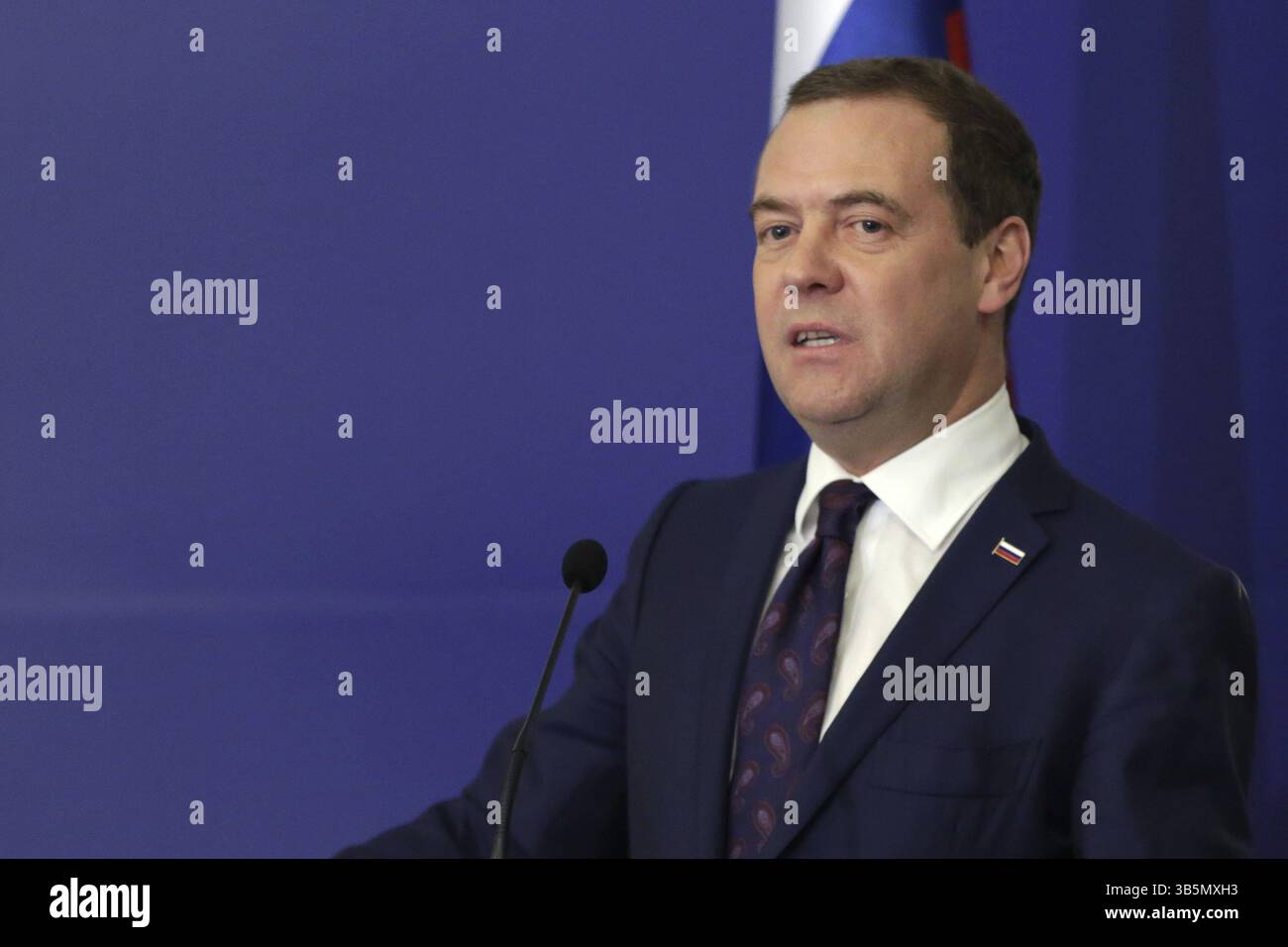Sofia, Bulgaria - 4 marzo 2019: Il primo ministro russo Dmitry Medvedev partecipa a una conferenza stampa dopo aver incontrato il suo omologo bulgaro Foto Stock