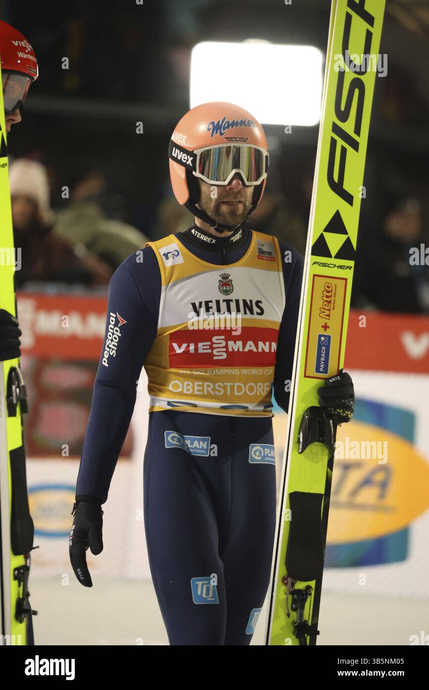 Pio Paschke (SC Kiefersfelden) alla gara di apertura del 73° Torneo Four Hills Oberstdorf, Oberstdorf, Germania / Germania Foto Stock