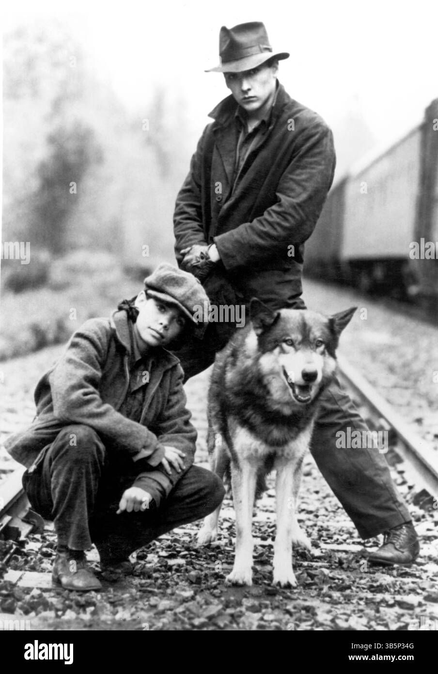 11 agosto 2020, USA: Meredith Salenger, John Cusack, On-Set of the Film, ''The Journey of Natty Gann'', Buena Vista Distribution, 1985 (Credit Image: © JT Vintage/Glasshouse via ZUMA Press Wire) Foto Stock