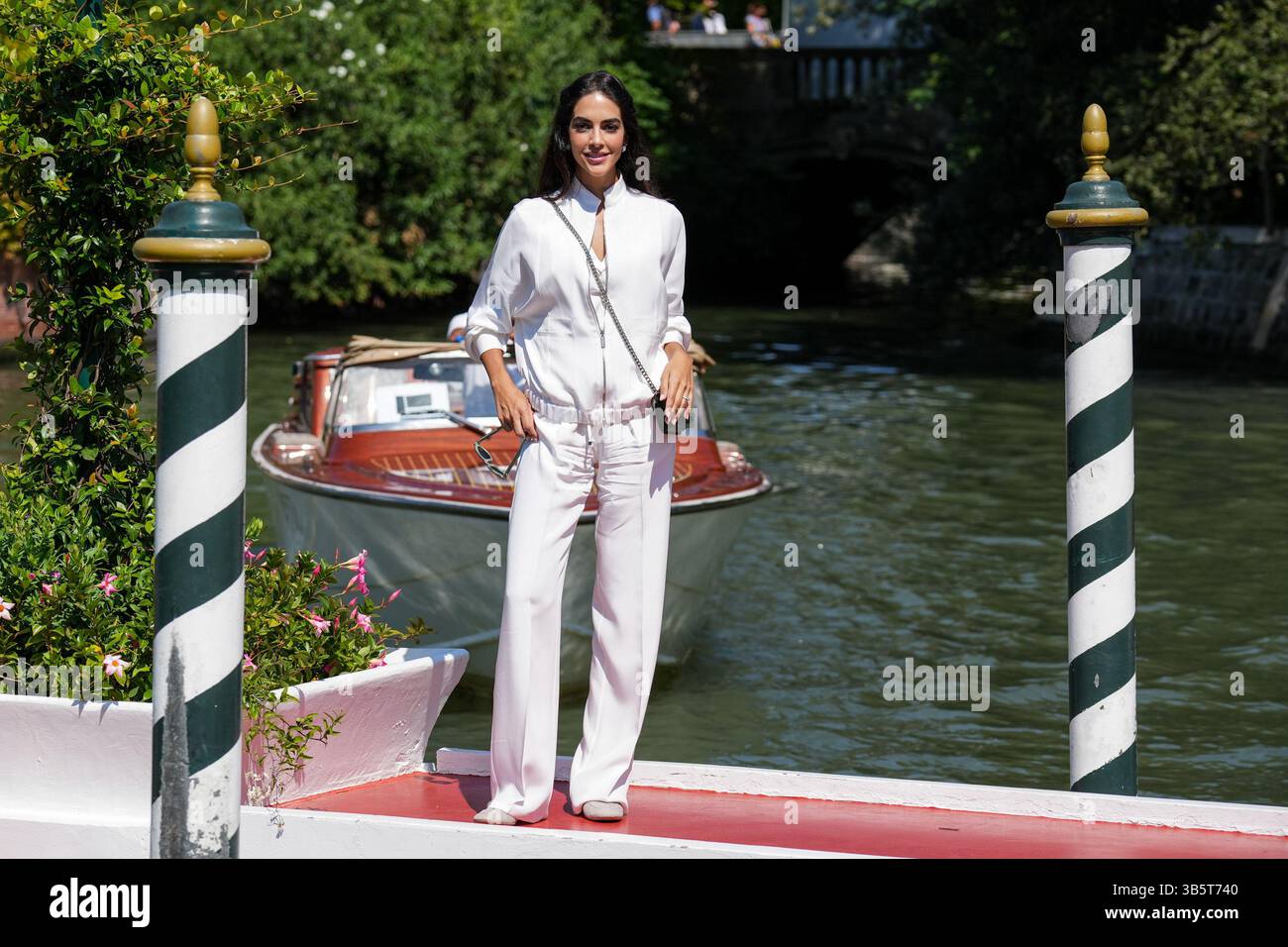 4 settembre 2022, Venezia, Italia: Rocio Munoz Morales partecipa alla 79° Mostra Internazionale d'Arte cinematografica di Venezia alla Darsena Excelsior di Venezia. (Immagine di credito: © Stefano Costantino/SOPA Images via ZUMA Press Wire) Foto Stock