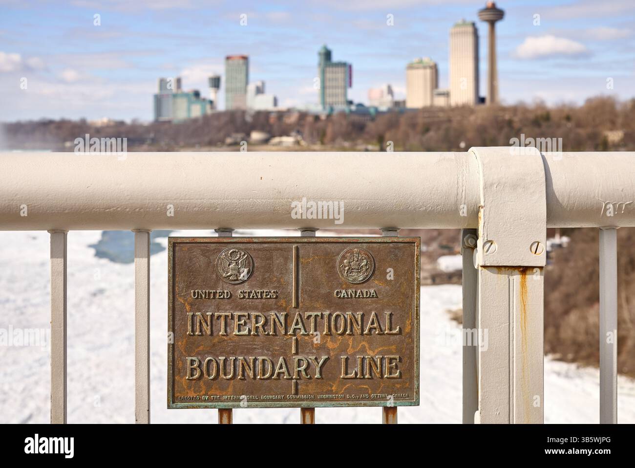Cascate del Niagara Ontario canadese e New York al confine con gli Stati Uniti, confine con il Canada Foto Stock