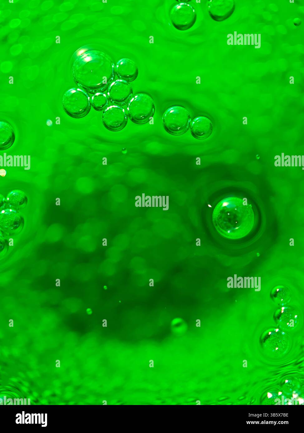 Liquido viscoso immagini e fotografie stock ad alta risoluzione - Alamy