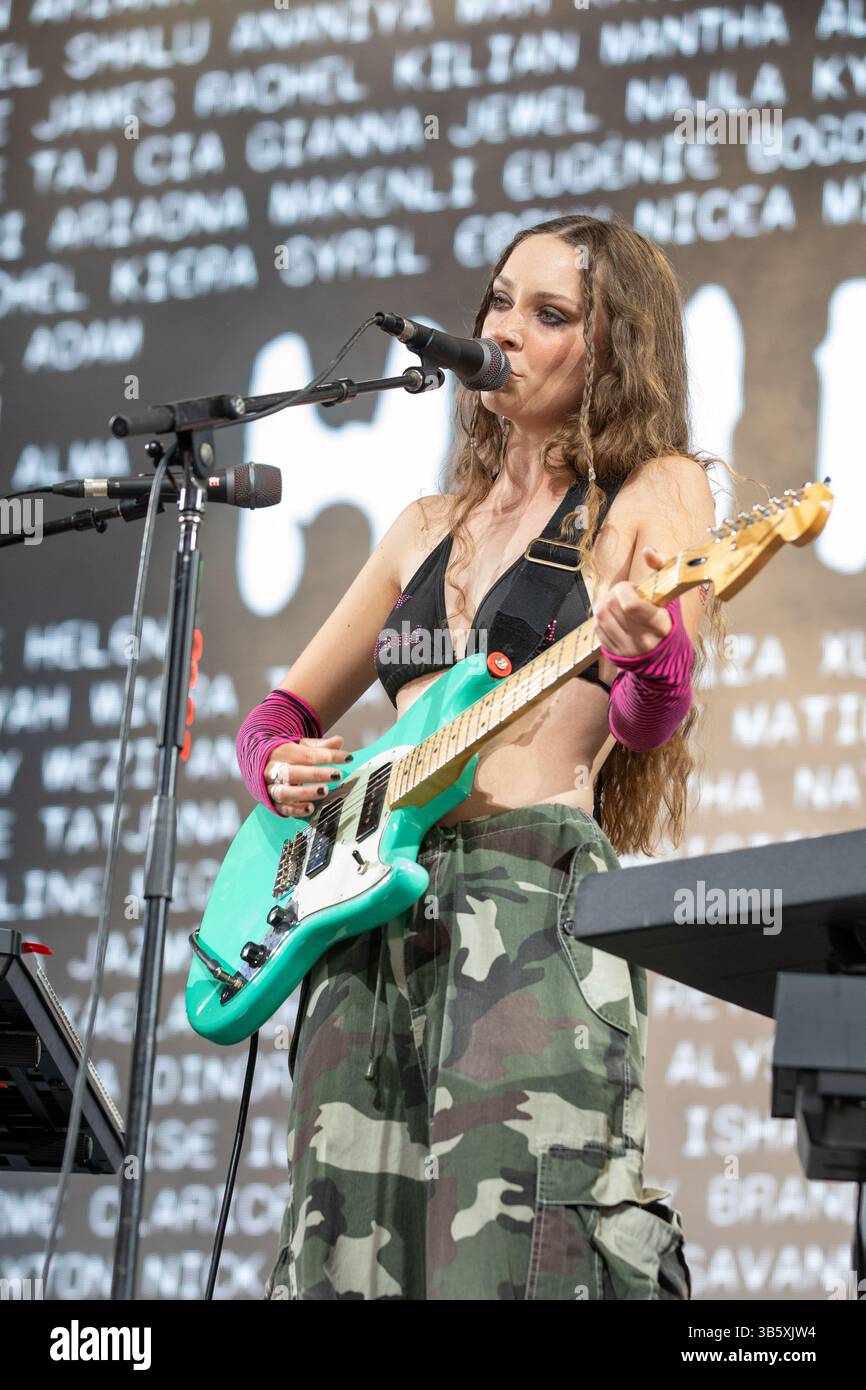 23 aprile 2022, Indio, California, Stati Uniti: HOLLY HUMBERSTONE al Coachella Valley Music and Arts Festival di Indio, California (Credit Image: © Daniel DeSlover/ZUMA Press Wire) Foto Stock