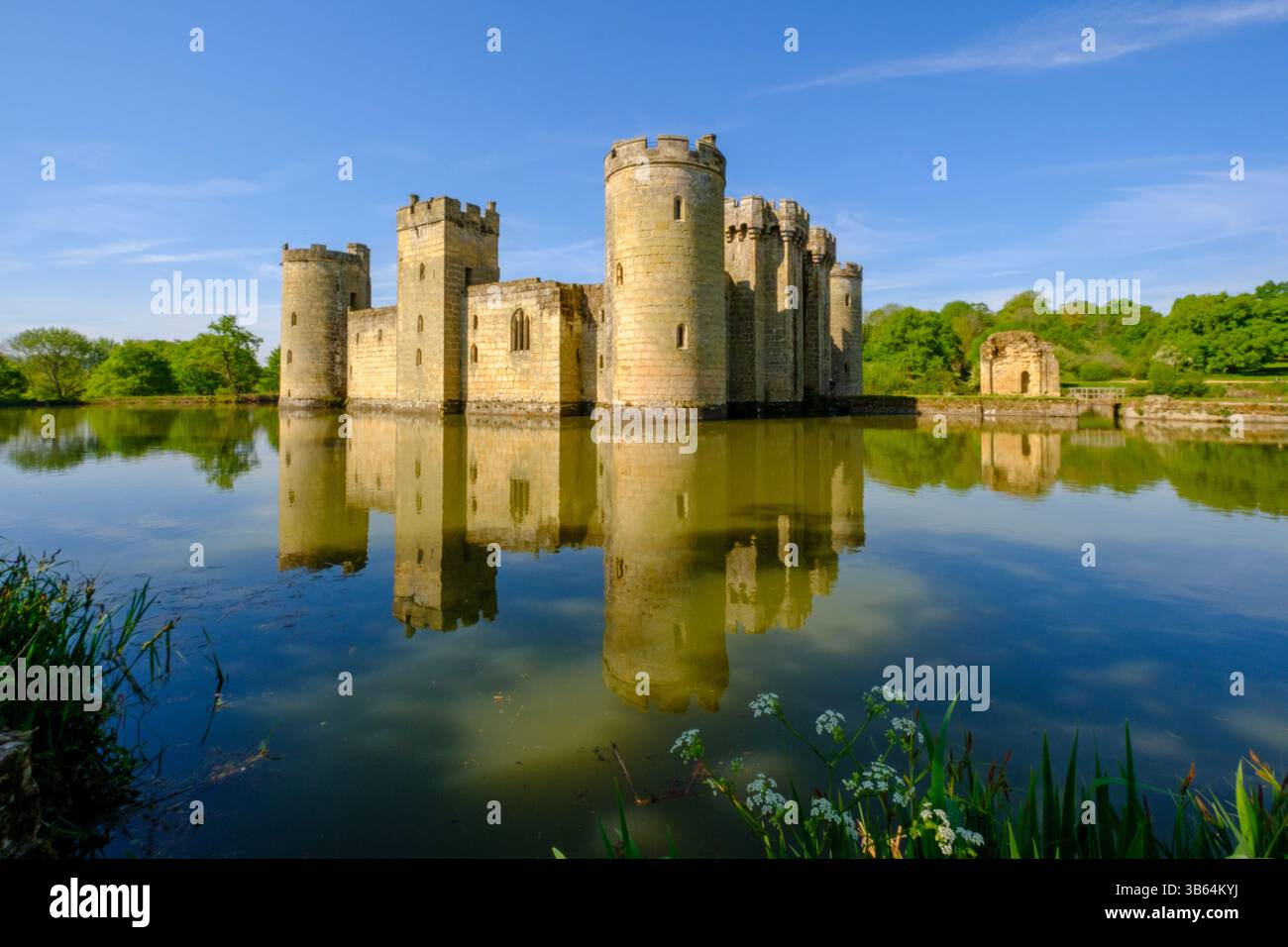 Castello di Bodiam, vicino a Robertsbridge, East Sussex, Regno Unito Foto Stock