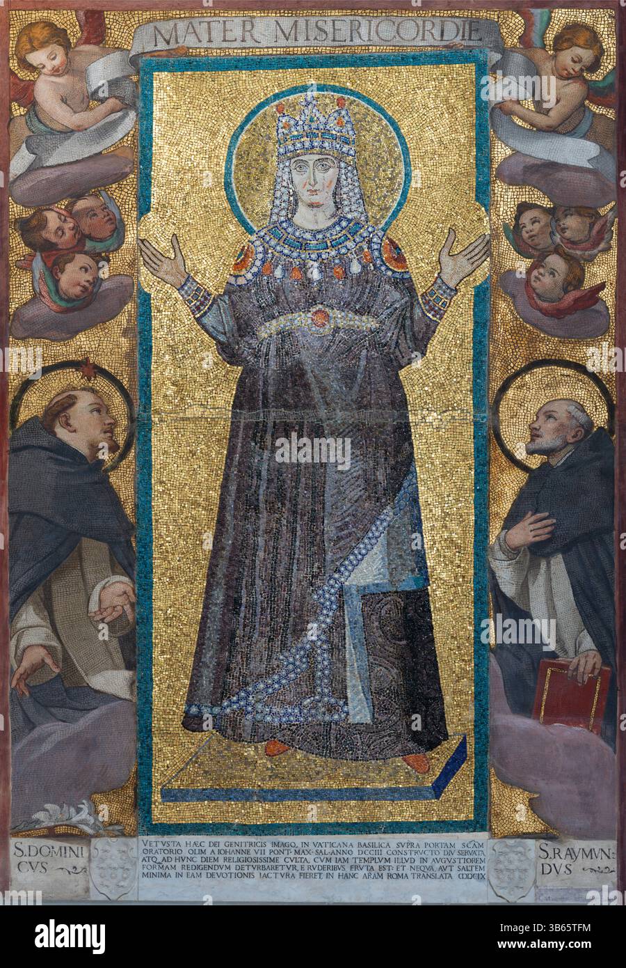 FIRENZE, ITALIA - 19 MARZO 2025: La Vergine Maria a mosaico bizantino in preghiera con San Domenico e Raimondo nella chiesa di San Marco Foto Stock