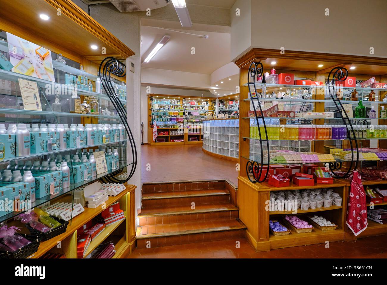 Francia, Alpes-Maritimes, Grasse, Galimard Perfume Museum Factory, il negozio Foto Stock