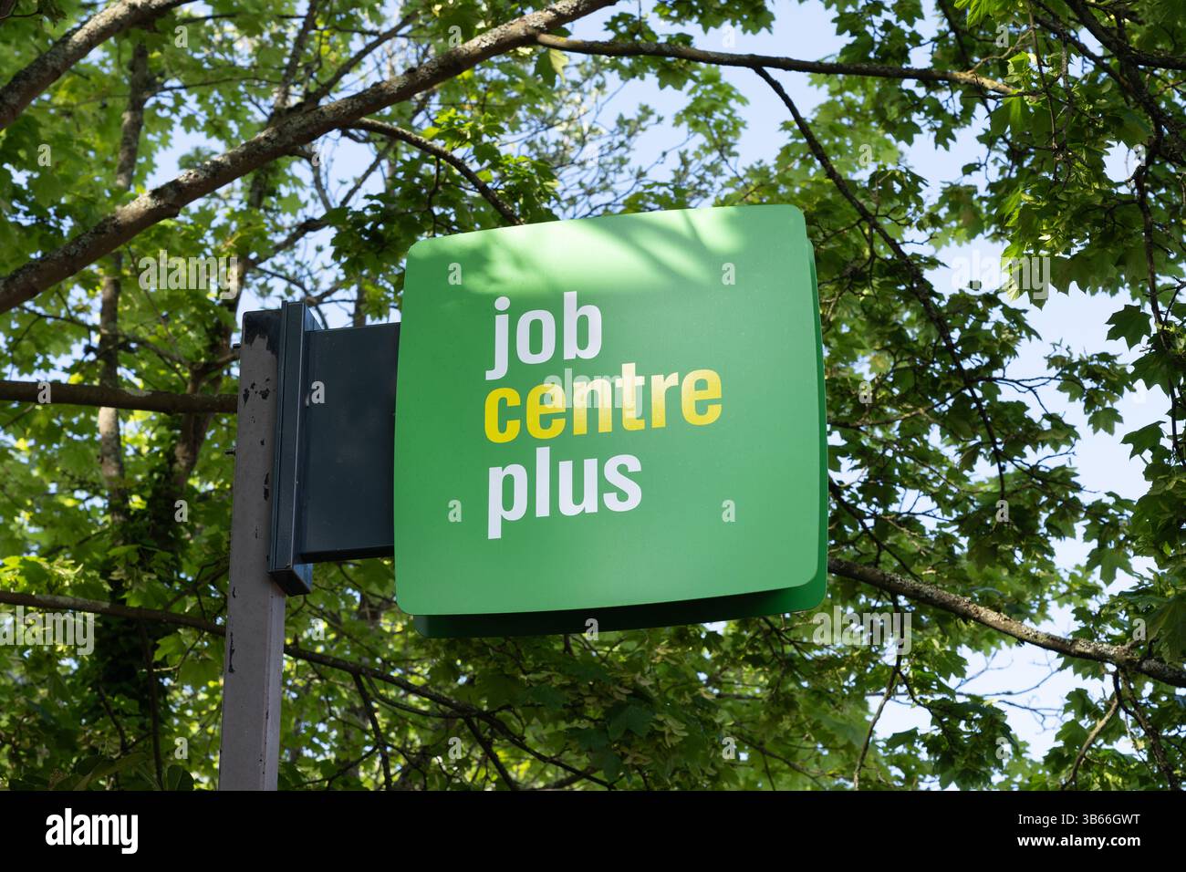 L'iscrizione Job Centre Plus a Basingstoke, Regno Unito. Concetto: Disoccupato, prestazioni, dati sulla disoccupazione, disoccupato, contrattazione economica, supporto sociale Foto Stock