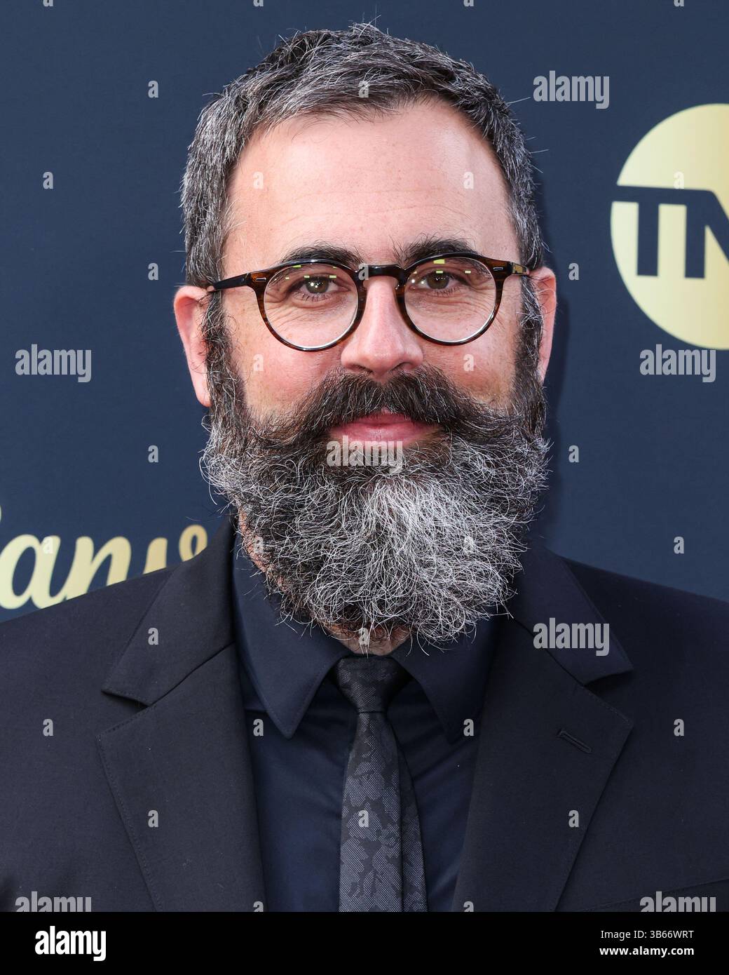 HOLLYWOOD, LOS ANGELES, CALIFORNIA, USA - APRILE 26: Il regista americano Jared Hess arriva al 50° premio annuale AFI (American Film Institute) Life Achievement Award 2025 in onore di Francis Ford Coppola tenutosi al Dolby Theatre il 26 aprile 2025 a Hollywood, Los Angeles, California, Stati Uniti. (Foto di Xavier Collin/Image Press Agency) Foto Stock