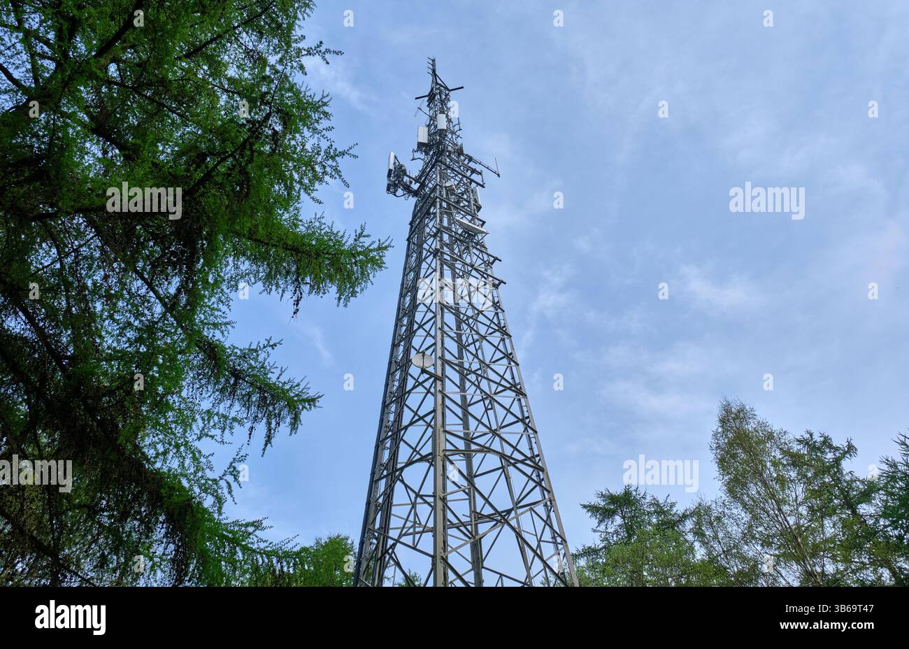 Trasmettitore su Beacon Hill, Penrith, Cumbria Foto Stock